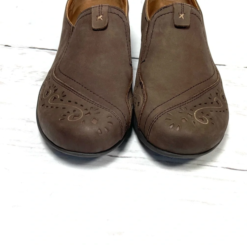 OTBT Victoria Loafers‎ Women’s Size 8.5W Brown Leather Laser Cut